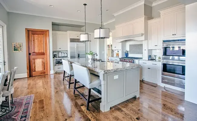 Custom Kitchen Design & Layout
